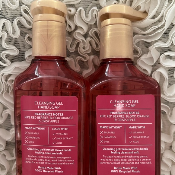 BNWT! Bath & Body Works Bright Christmas Morning Cleansing Gel hand soap  2 pc❤️ - Picture 2 of 2